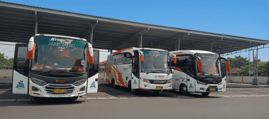 Sewa Bus Pariwisata
